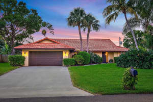 8361 SE Quail Ridge Way, Hobe Sound, FL 33455 Sold 10/15/25