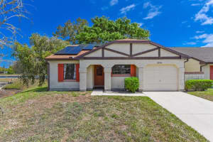 2210 SE Brekenridge Circle, Port Saint Lucie, FL 34952 - MLS#R11108955