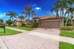 918 SW Grand Reserves Boulevard, Port St Lucie, FL 34986 - MLS#R11108962