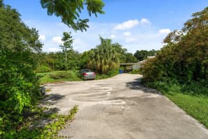 513 SW Fuge Road, Stuart, FL 34997 Sold 09/17/25