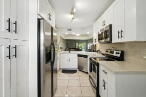 23380 Carolwood Lane 202, Boca Raton