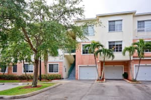 6203 Myrtlewood Circle W, Palm Beach Gardens