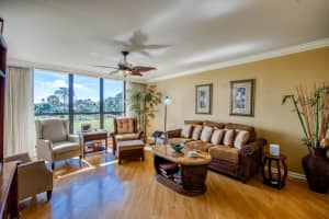5350 Woodland Lakes Drive 209, Palm Beach Gardens, FL 33418 - MLS#R11109017