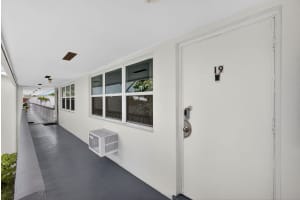 19 Norwich A, West Palm Beach, FL 33417 Sold 12/23/25