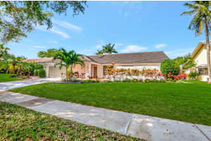 355 Deer Creek Woodlake Lane, Deerfield Beach, FL 33442 - MLS#R11109044