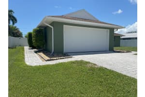1450 SE Merion Court, Port Saint Lucie, FL 34952 - MLS#R11109047