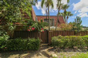 3575 SW Sunset Trace Circle 3575, Palm City, FL 34990 Sold 11/10/25