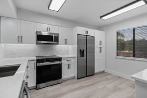 6866 Huntington Lane 401, Delray Beach, FL 33446 Sold 11/21/25