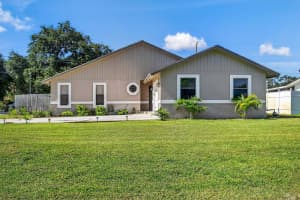 7555 Hilltop Drive, Lake Worth, FL 33463 - MLS#R11109075