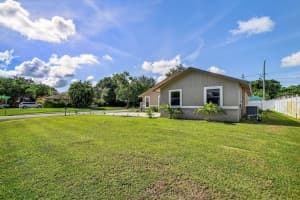 7555 Hilltop Drive, Lake Worth, FL 33463 - MLS#R11109075