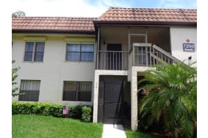 7250 Golf Colony Court 204, Lake Worth