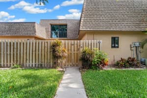 301 Waterview Drive, Palm Springs, FL 33461 - MLS#R11109121