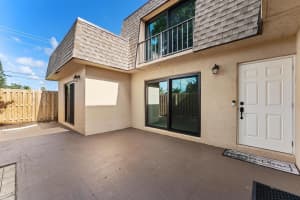301 Waterview Drive, Palm Springs, FL 33461 - MLS#R11109121