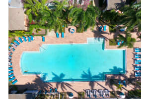 750 Millbrae 7 Court 7, West Palm Beach, FL 33401 Sold 11/01/25