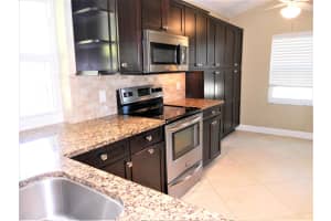 14 Governors Court, Palm Beach Gardens, FL 33418 - MLS#R11109131