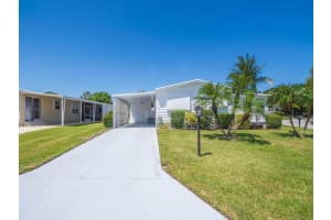 66 Pinelake Village Boulevard, Jensen Beach, FL 34957 - MLS#R11109175