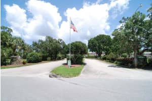 18081 Se Country Club Drive 12-113, Jupiter