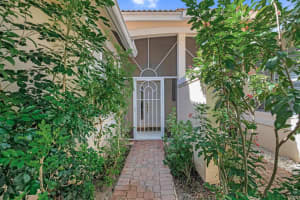 9795 Crescent View Drive S, Boynton Beach, FL 33437 - MLS#R11109211