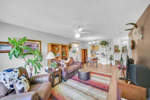 30 Bethesda Park Circle, Boynton Beach, FL 33435 - MLS#R11109228