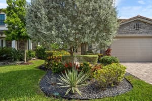 8891 Grand Prix Lane, Boynton Beach, FL 33472 - MLS#R11109270