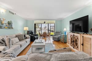 1542 Jupiter Cove Drive 107, Jupiter, FL 33469 - MLS#R11109272