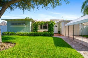 230 Santa Lucia Drive, West Palm Beach