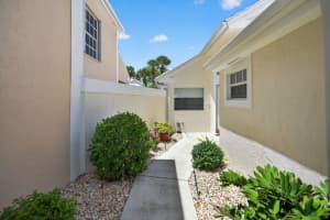 10 Brighton Court, Palm Beach Gardens, FL 33418 Sold 11/19/25