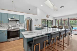 10330 157th Street N, Jupiter, FL 33478 - MLS#R11109372
