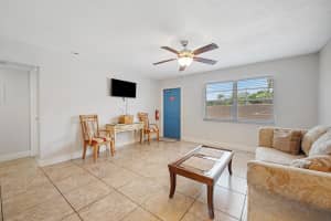 801 Hummingbird 101 Way 105, North Palm Beach, FL 33408 - MLS#R11109383