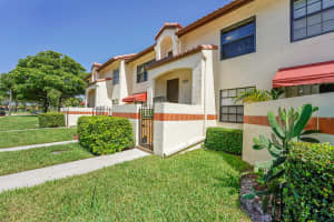 704 Freedom Court, Deerfield Beach, FL 33442 - MLS#R11109399