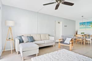 1113 Green Pine Boulevard B1, West Palm Beach, FL 33409 Sold 09/02/25