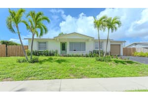 1717 16th Court N, Lake Worth Beach, FL 33460 - MLS#R11109418