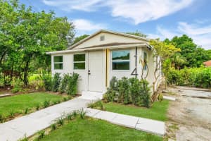 114 NW 10th Avenue, Delray Beach, FL 33444 - MLS#R11109422