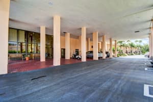 3589 S Ocean Boulevard 614, South Palm Beach, FL 33480 - MLS#R11109467