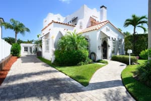 359 E Lakewood Road, West Palm Beach, FL 33405 Sold 08/07/25