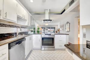 4070 Tivoli Court 307, Lake Worth