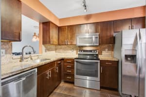 7290 Kinghurst Drive 405, Delray Beach