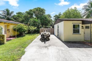 3108 Clyde Road, West Palm Beach, FL 33405 Sold 09/25/25