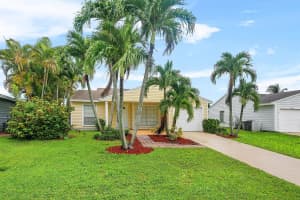 5456 Courtney Circle, Boynton Beach, FL 33472 Sold 08/27/25