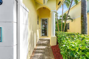 160 Barefoot Cove, Hypoluxo, FL 33462 - MLS#R11109589