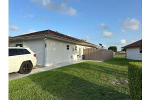 5262 Garden Hills Circle, West Palm Beach, FL 33415 Sold 08/29/25