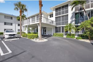1700 S Ocean Boulevard 8, Delray Beach, FL 33483 - MLS#R11109617