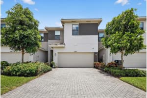 4388 Serpens Ln Lane, Lake Worth