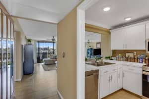 9 Royal Palm Way #404, Boca Raton, FL 33432 Sold 12/19/25