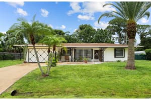 611 Coconut Avenue N, Port St Lucie, FL 34952 Sold 09/18/25