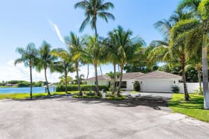 25 NW 24th Court, Delray Beach, FL 33444 - MLS#R11109677