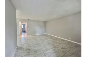 645 Sw 20th Court 8, Delray Beach