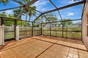 18 Amherst Court B, Royal Palm Beach