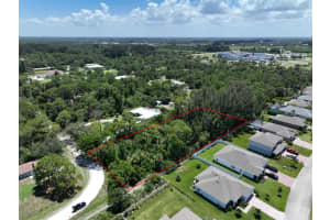 5895 60th Av Avenue, Vero Beach, FL 32967 Sold 10/09/25