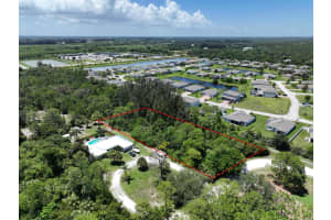 5895 60th Av Avenue, Vero Beach, FL 32967 Sold 10/09/25